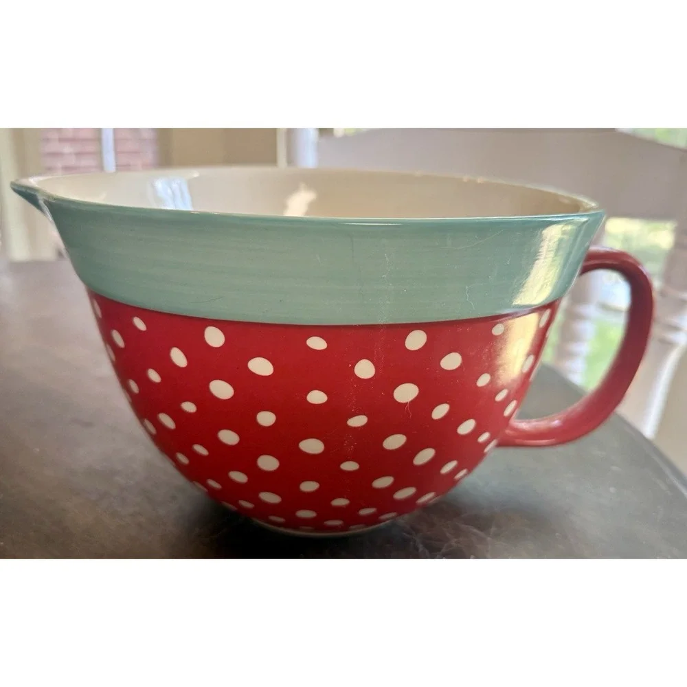 Vintage PIONEER WOMAN 2.83 Quart Batter Mixing Bowl Red Polka Dot 12x9x6